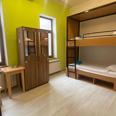 Central Hostel Şǝki Bagian luar foto